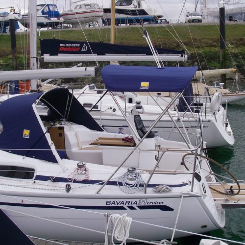 Bavaria 31 Cruiser Bimini