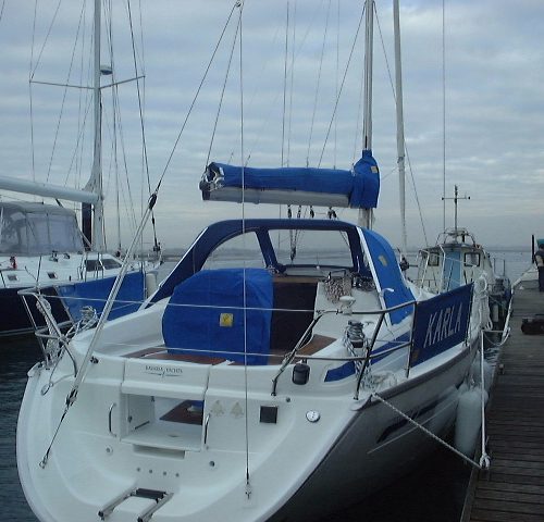 Bavaria 32 Sprayhood (3)