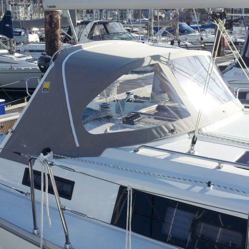 Bavaria 37 Cruiser Sprayhood (3)