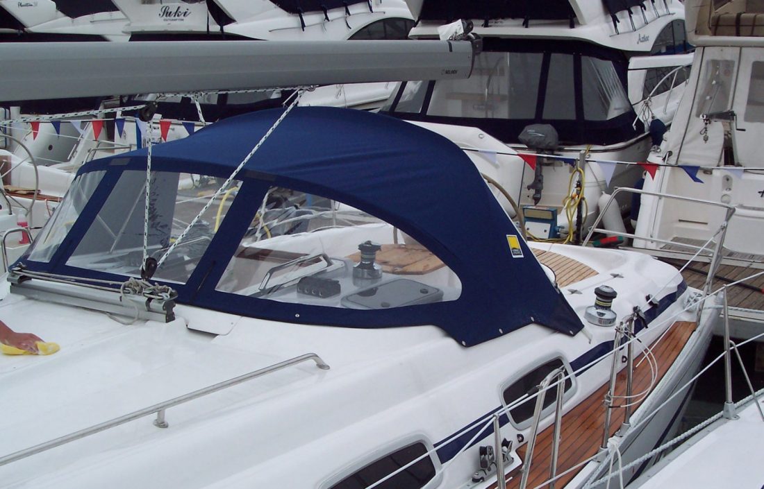 Bavaria 39 Cruiser Spayhood (3)