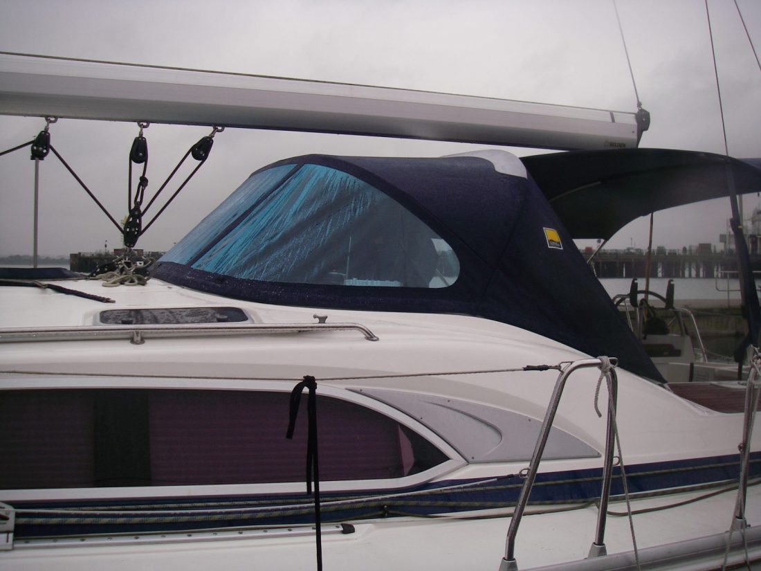 Bavaria 44 Vision Sprayhood (1)