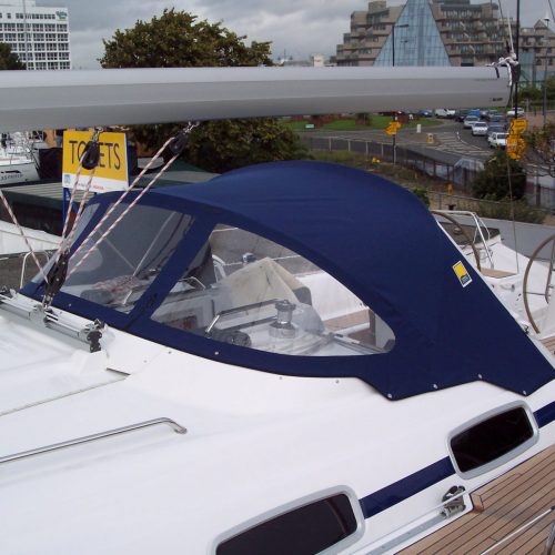 Bavaria 46 Cruiser Sprayhood (1)