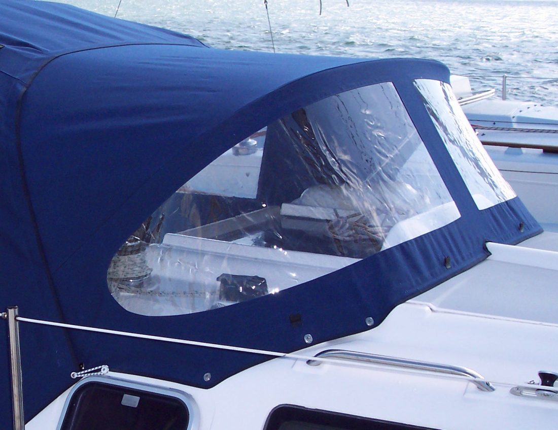 Legend 280 Sprayhood (1)
