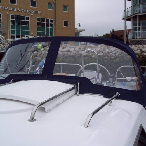 Legend 31 Sprayhood