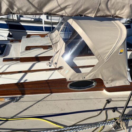 Pilot Cutter 30 Sprayhood (Roberts) (6)