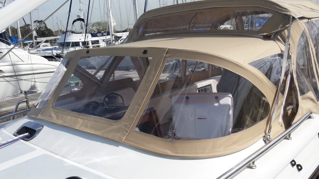Hylas 54