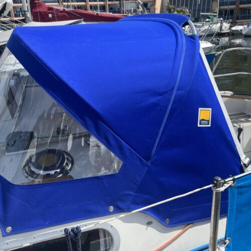 Sadler 29 Sprayhood