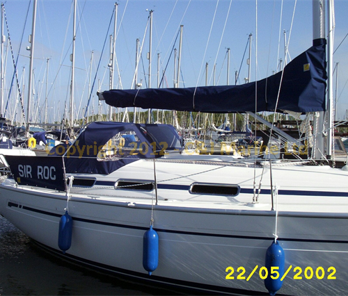 Web Bavaria 32 Sprayhood (4)