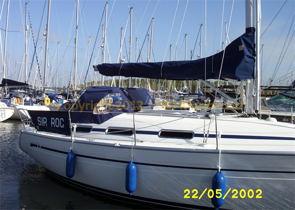 Web Bavaria 32 Sprayhood (4)