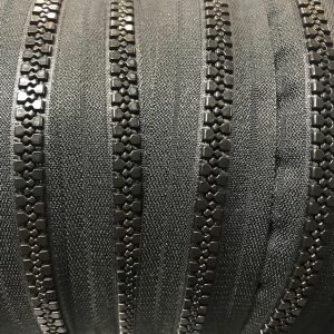Continuous MD Zip Black