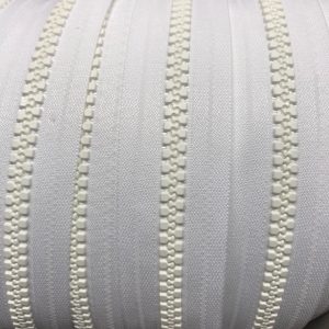 Continuous MD Zip White