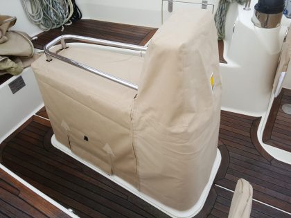 Southerly 38 Table Cover 2