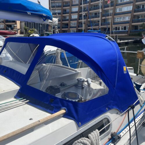 Sadler 29 Sprayhood