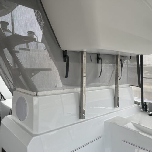 FP Elba 45 Helm to Cockpit Enclosure (Passingham) (3)