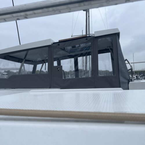 FP Tanna 47 Helm Bimini Enclosure HT (46)