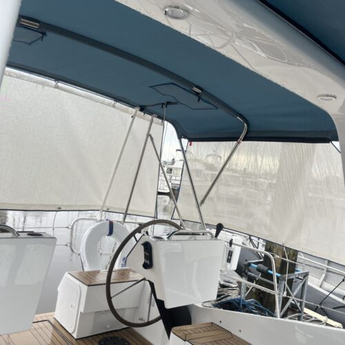 Southerly 420 Sprayhood, Bimini (8)