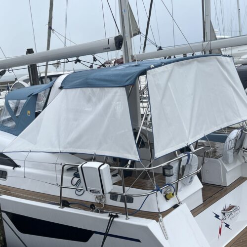 Southerly 420 Sprayhood, Bimini (9)
